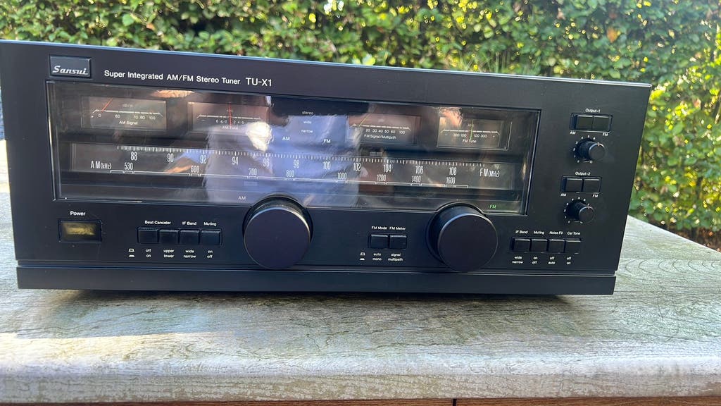 Sansui TU-X1 Super Tuner